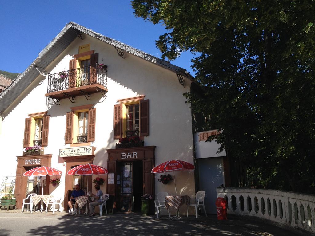 Gite Le Pelens Saint-Martin-dʼEntraunes Екстериор снимка